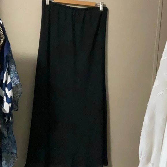 California Influence - Picture 2 of 5